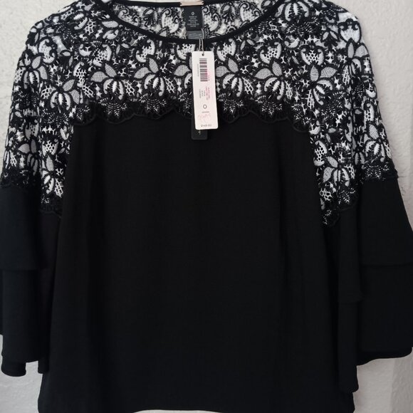 CHICOS BELL SLEEVE LACE BLOUSE - Picture 1 of 6
